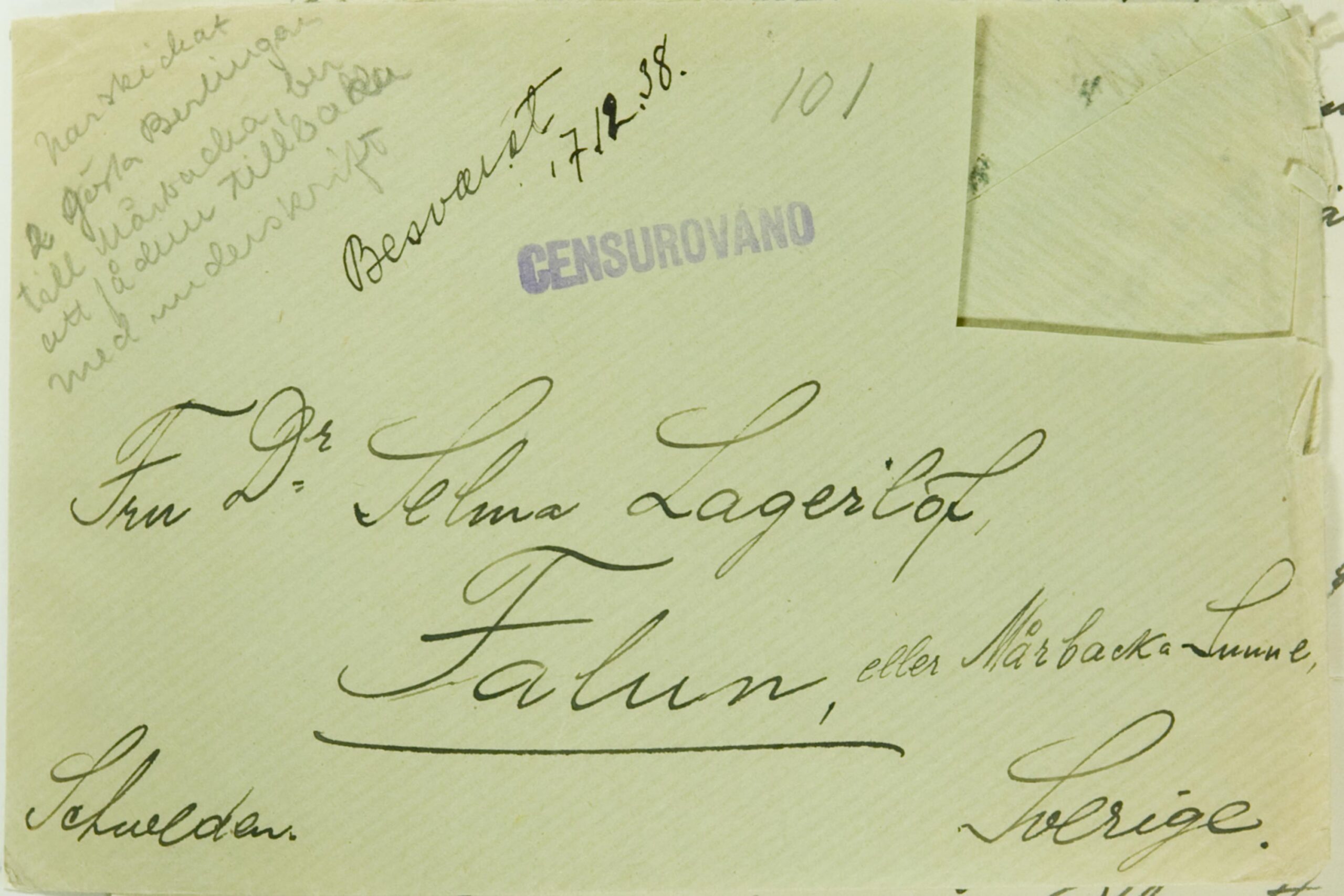 Kuvert med texten Fru Dr Selma Lagerlöf Falun samt flera mindre anteckningar.