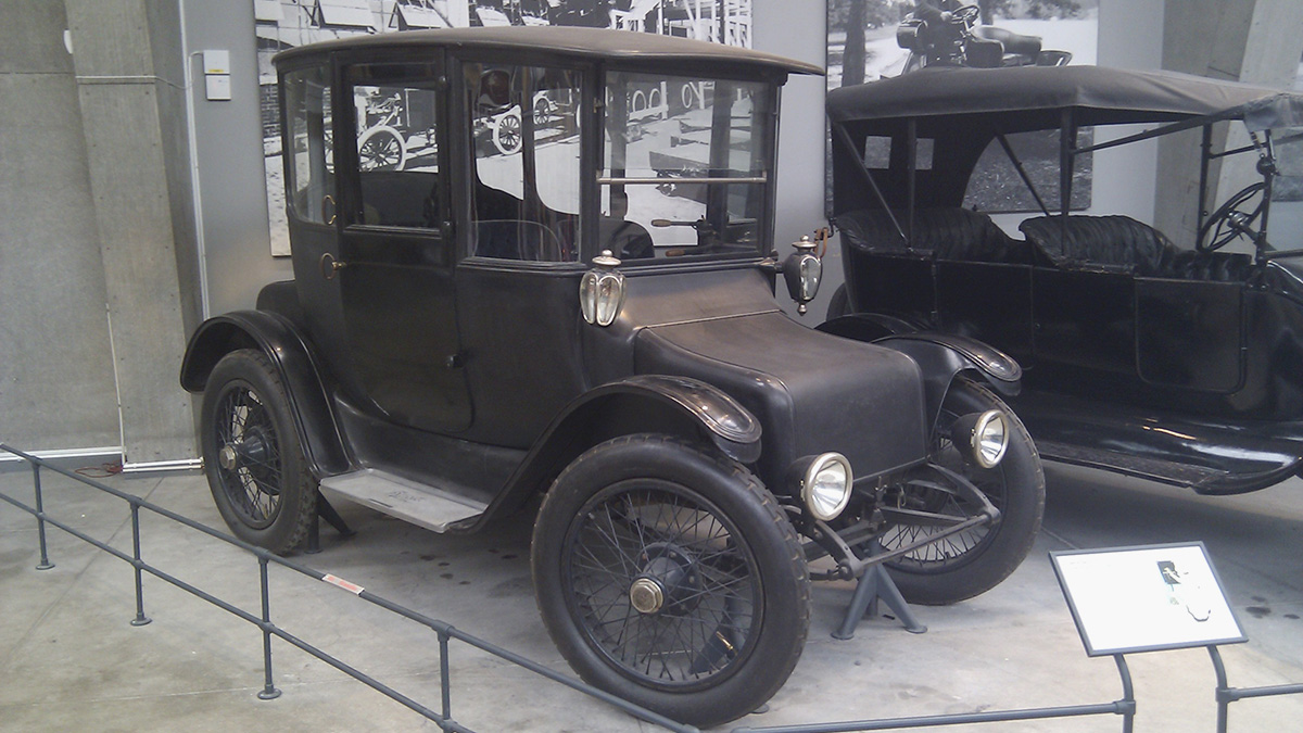 Elbil av 1916 års modell från Detroit Electric.