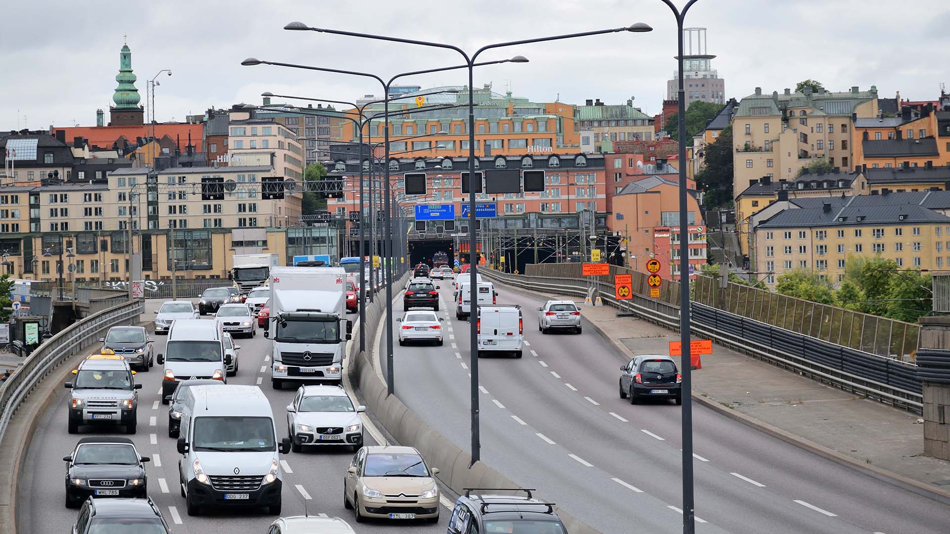 Trafik på leden mellan Södermalm och city.